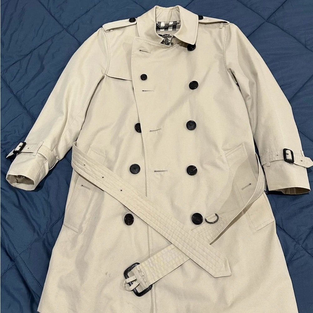 Burberry The Kensington Men’s Mid-Length Trench Coat Medium Size UK44 (XS) Beige